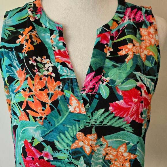 Adrianna Papell Sleeveless Green Floral Blouse Size M Open neck Tropical Summer - Picture 2 of 7